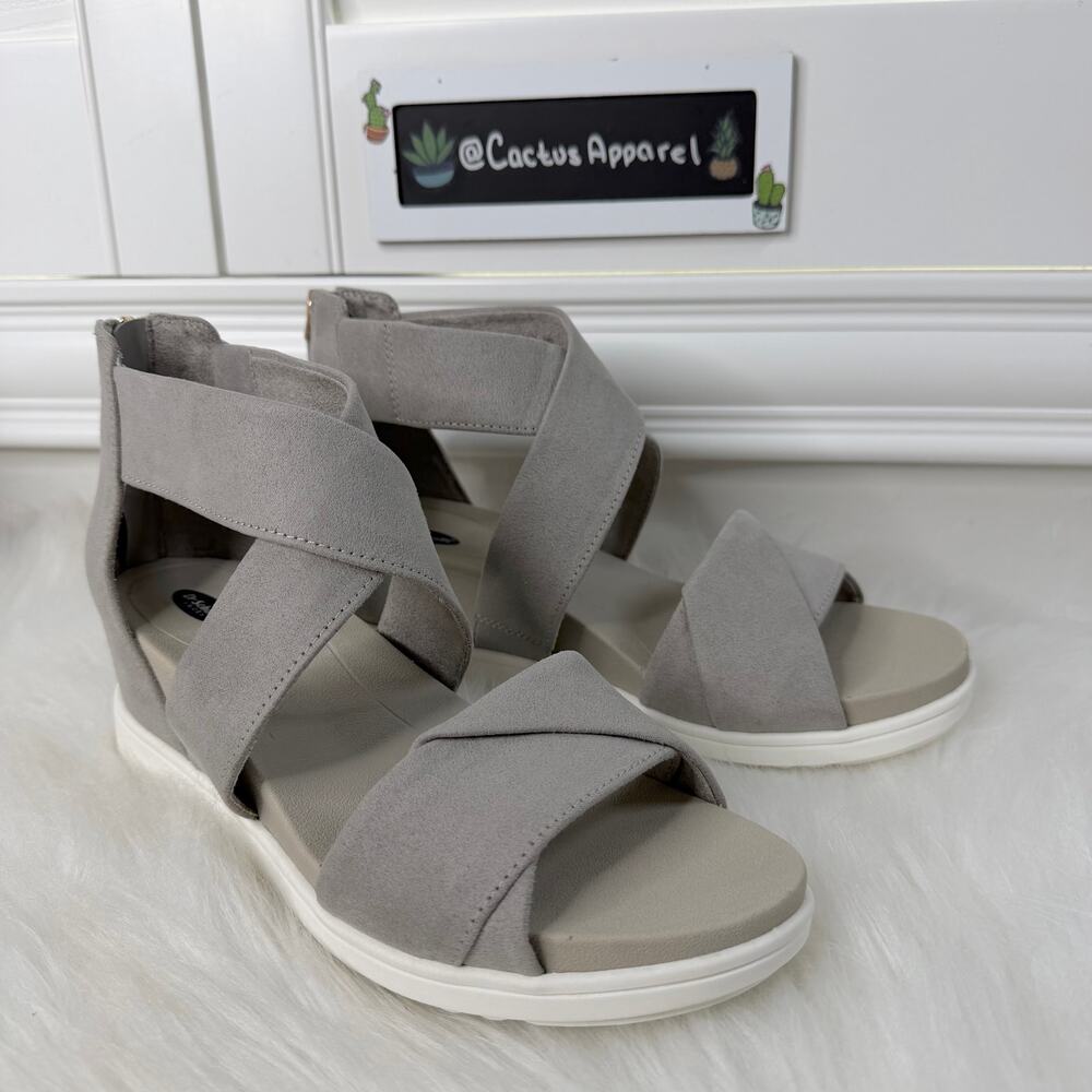 New Dr. Scholl’s Golden Hour Soft Grey Microsuede Comfort Sandals Size 7.5